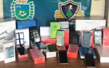 PM apreende mais de R$ 300 mil em eletrônicos escondidos em para-choque
