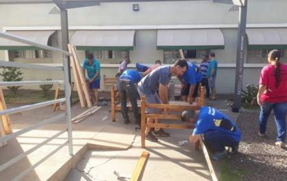 Asilo recebe atenção do grupo das Luluzinhas e Bolinhas: 30 camas foram montadas