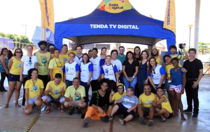 Caravana TV Digital atrai grande público em Andradina