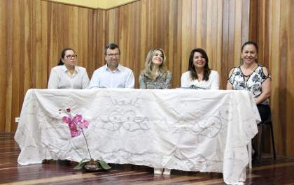 Encontro em Andradina discute construção do currículo paulista na educação