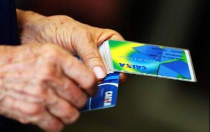 Prazo para saque do PIS/Pasep termina sexta, confira se você tem direito