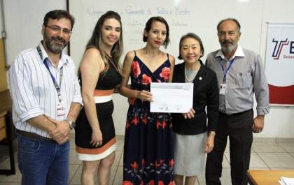 Tamiko acompanha nova turma que se formou para atuar na organização de eventos