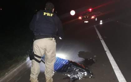 Grávida tem morte instantânea ao se jogar de veículo em movimento na BR-262, na saída de Três Lagoas