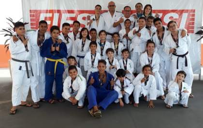 Judocas andradinenses participam dos Jogos Estudantis