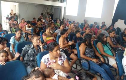 Saúde orienta Famílias do Vale Renda sobre prevenção do câncer de mama