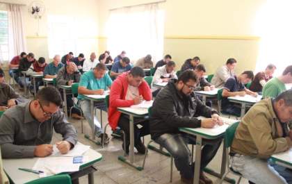 Últimos dias para inscrições de concurso público de coveiro e motorista em Andradina