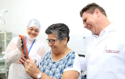 Saúde Bucal de Três Lagoas entrega 40 próteses dentárias