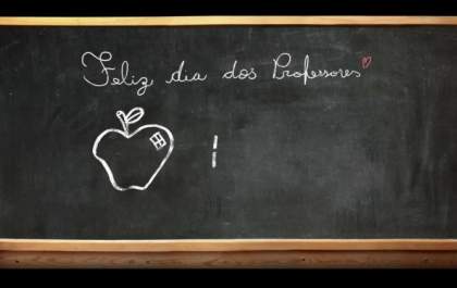 Um dia menos triste para todos os Professores!