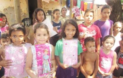 Em Três Lagoas,casal realiza festa para crianças carentes