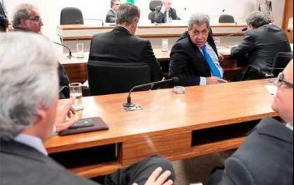 Em Brasília Puccinelli avisa a Delcídio e Azambuja: Vou sair para o Senado