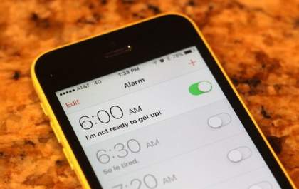 Acordou 1h mais cedo no domingão? Parabéns, você foi ‘trollado’ por sua operadora de celular