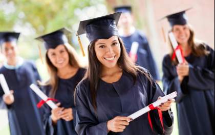 Conheça os 10 cursos com maior procura e remuneração
