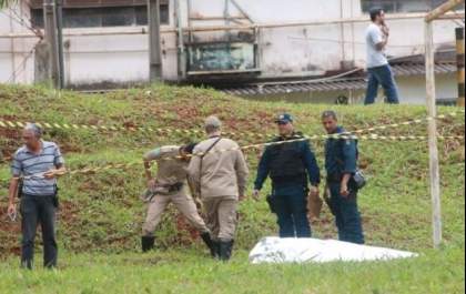 Polícia volta a local em que PM foi morto e faz mapeamento com drone