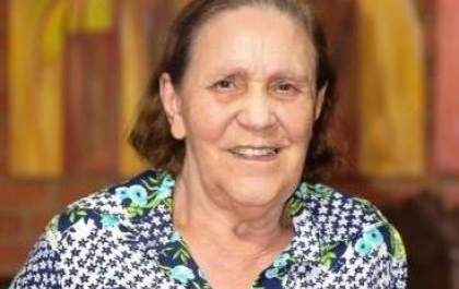 Sepultamento do corpo da professora Silvia Peron acontece às 16h30 desta quarta-feira