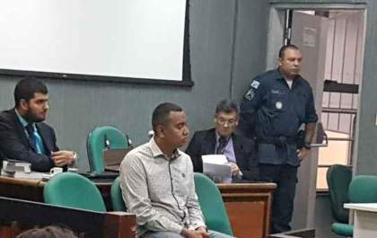Jovem que matou vizinho a facada por causa de ‘funk proibidão’ alto é condenado a 14 anos