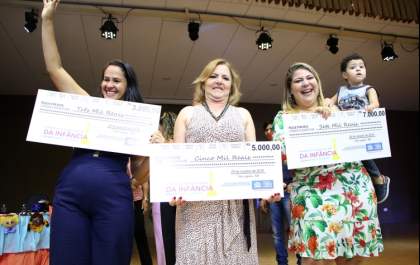 Emoção toma conta do 1º Prêmio Professora da Infância de Três Lagoas