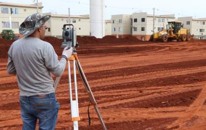 Obras de CEI e Escola no Residencial Novo Oeste têm início
