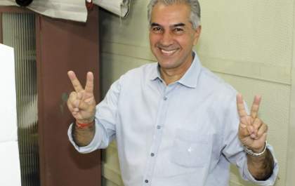 Reinaldo agradece e diz que cumprirá propostas de campanha se vencer