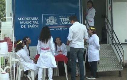 Saúde promove ação preventiva do câncer bucal junto à população de Três Lagoas