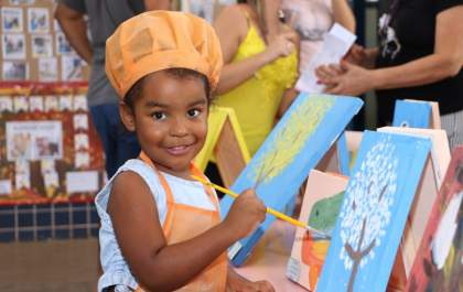 CEI “Neife Souza Lima” realiza exposição de desenhos e pinturas pelo Projeto “Crianças Arteiras”