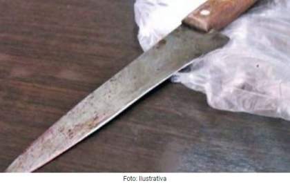Foragido é esfaqueado na rua e acaba ‘preso’ em hospital