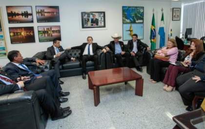 Em Brasília, prefeito discute a liberação de R$ 52 milhões e continuidade de obras