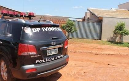 Jovem de 22 anos é esfaqueada pela mãe durante briga