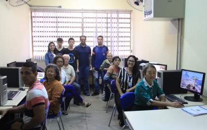 Andradina tem segunda turma de inclusão digital para idosos