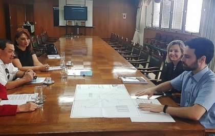 Tamiko encaminha mais uma fase da regularização de Paranápolis na SPU