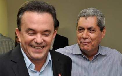 Vander diz que André faz articulações que demonstram interesse em ser senador