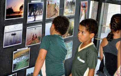 Marcia Moura prestigia encerramento de exposição 'Fotografando a Natureza'