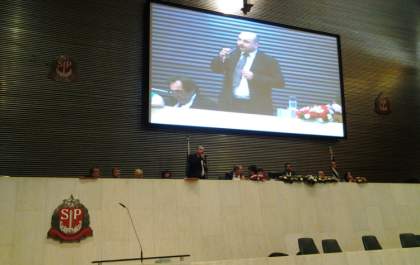 Prefeito de Mirandópolis discursa na Assembléia dos deputados