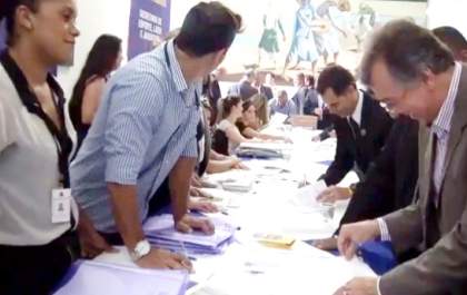 Joni fala ao Canal da Educação sobre investimentos do Estado em Castilho
