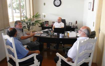 Mirandópolis pede microônibus e apoio ao FEMPO para Deputado Tito