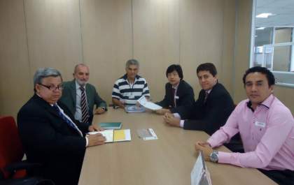 Governo de Andradina entrega documentos para efetivar Fatec