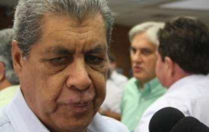 Mercadante fez reuniões com André e Delcídio para discutir aliança em MS