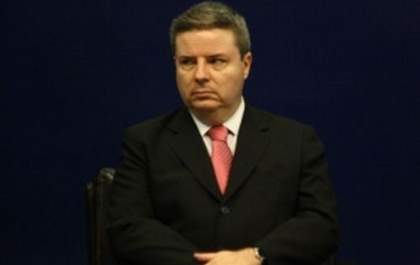 Governador foge de polêmica e Azambuja reforça preferência por rival