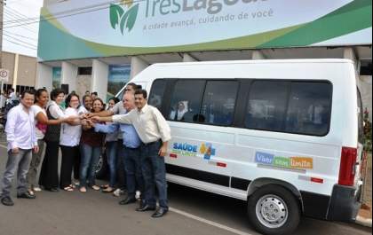 Centro Especializado em Reabilitação recebe veículo