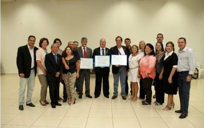 Vereador Nilo Cândido homenageia rotarianos
