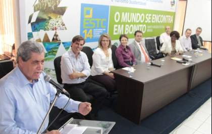 Governador participa da abertura da 8ª Conferência de Ecoturismo e Turismo Sustentável 2014