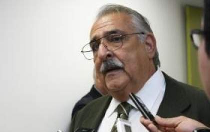 André afirma que se Jerson continuar apoiando Delcídio 'eu mesmo vou licenciar ele'