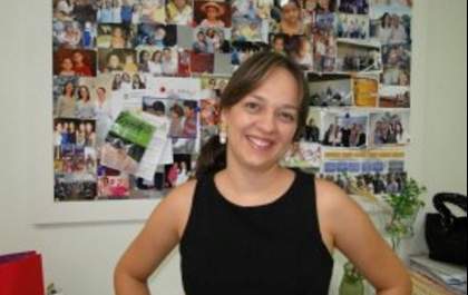 Promotora Ana Cristina receberá título de cidadã três-lagoense