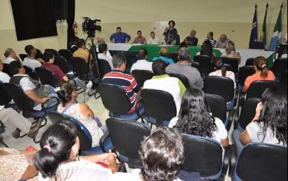 Prefeita ouve reivindicações de presidentes dos Bairros de Três Lagoas