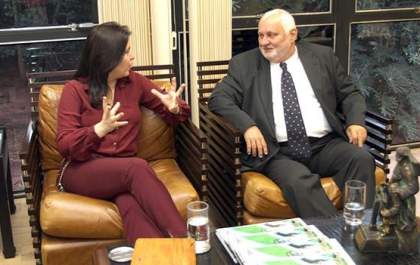 Simone Tebet recebe visita do embaixador da Hungria
