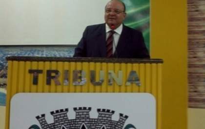Deputado Cândido Vaccarezza recebe título de cidadão de Pereira Barreto