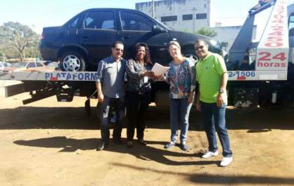 Secretaria de Políticas Sobra Droga recebe veículo liberado pela Senad