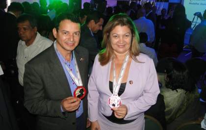 Vereadores Nilo Cândido e Marisa Rocha recebem Medalha Tiradentes