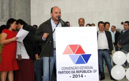 Convenção oficializa candidatura de Ricardo Madalena a deputado
