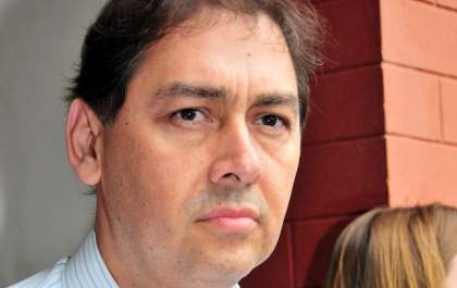 Bernal recorre contra impugnação no TRE e afirma que continua com campanha ao Senado