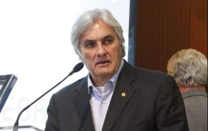 Delcídio do Amaral rebate denúncia de Veja sobre 'farsa' na CPI da Petrobras